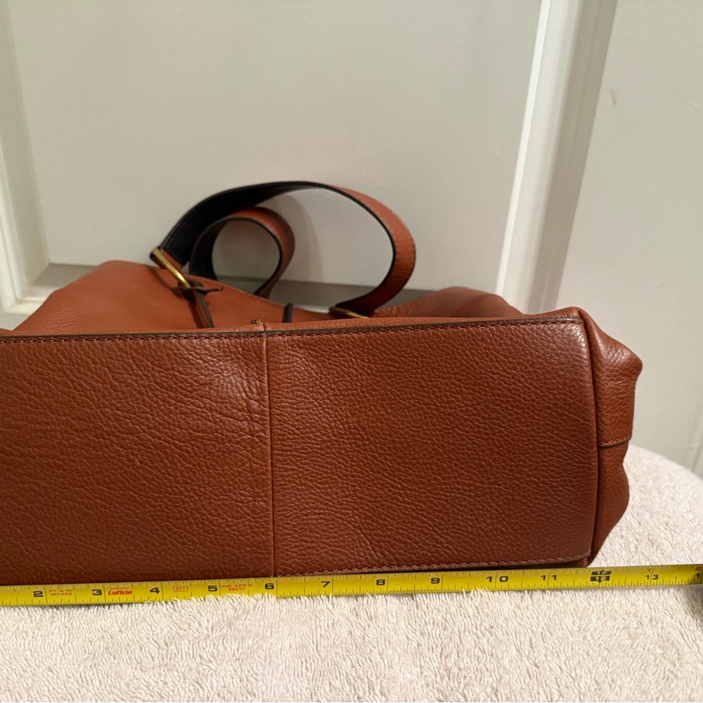 Fossil Tan Leather Shoulder Bag - Picture 7 of 8